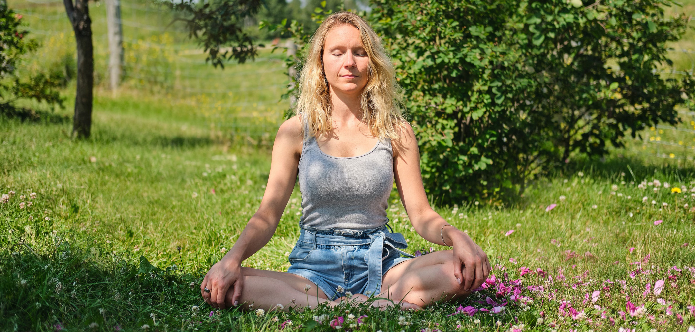 Rose ritual - rose yoga ritual -meditation - rose - rose water - wellness - self love - rose petal